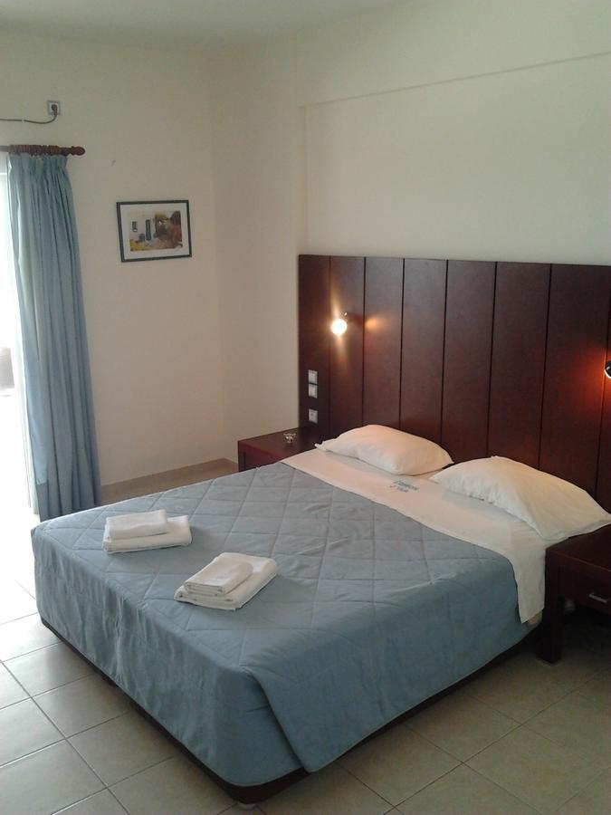 Ionion Star Hotel Tholon Dış mekan fotoğraf