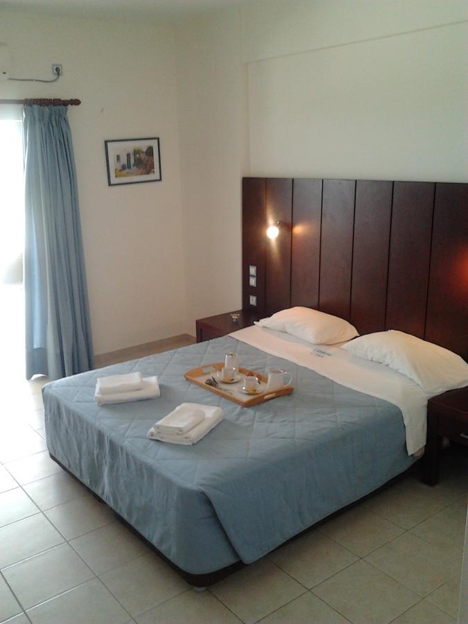 Ionion Star Hotel Tholon Dış mekan fotoğraf