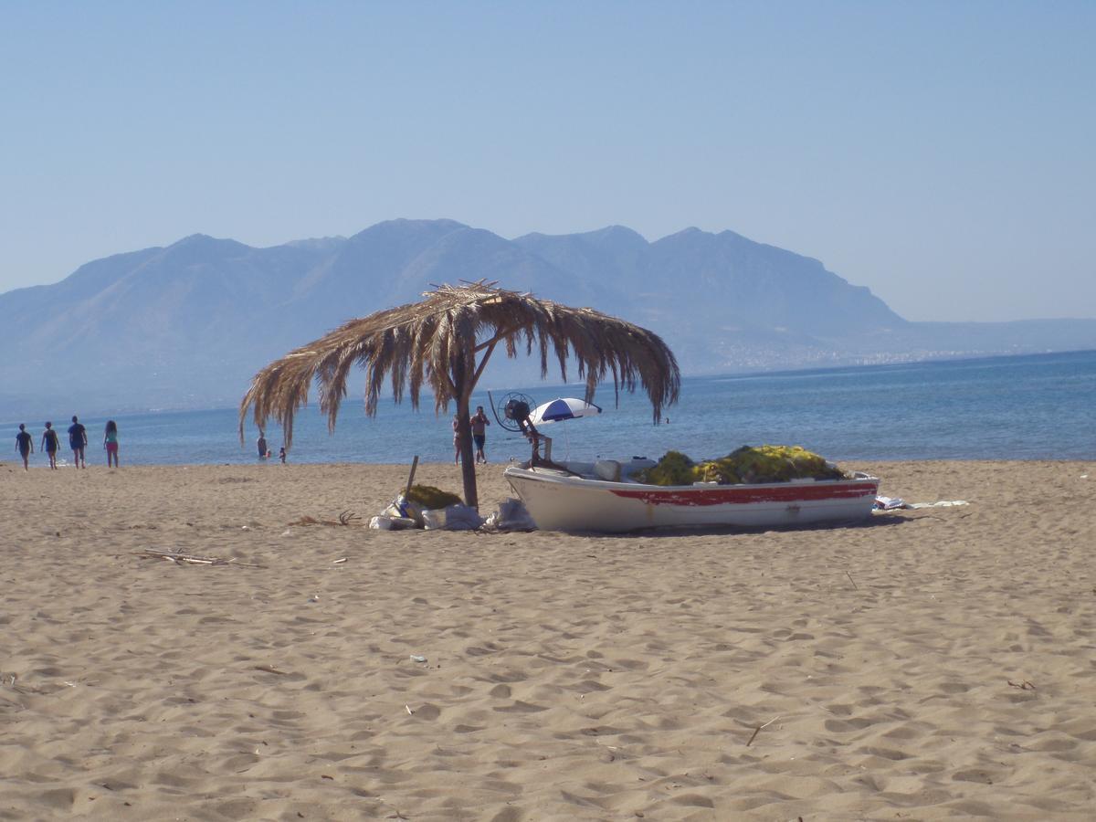 Ionion Star Hotel Tholon Dış mekan fotoğraf
