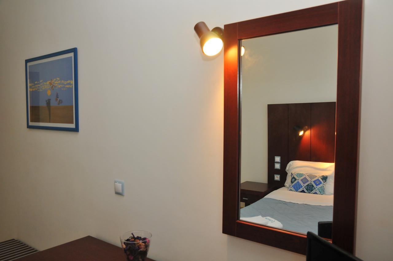 Ionion Star Hotel Tholon Dış mekan fotoğraf