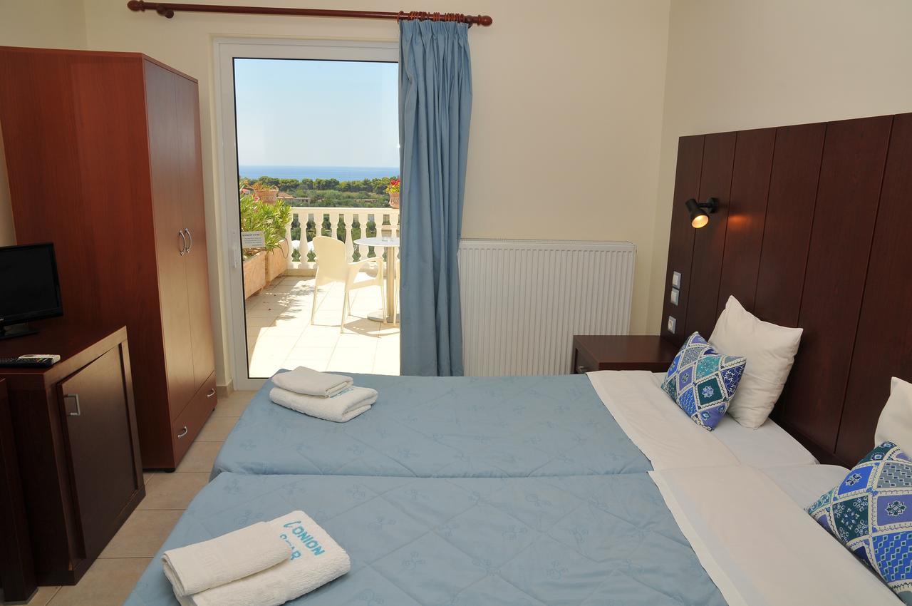 Ionion Star Hotel Tholon Dış mekan fotoğraf