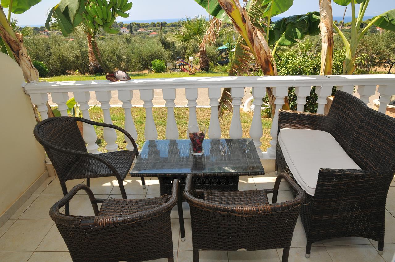 Ionion Star Hotel Tholon Dış mekan fotoğraf