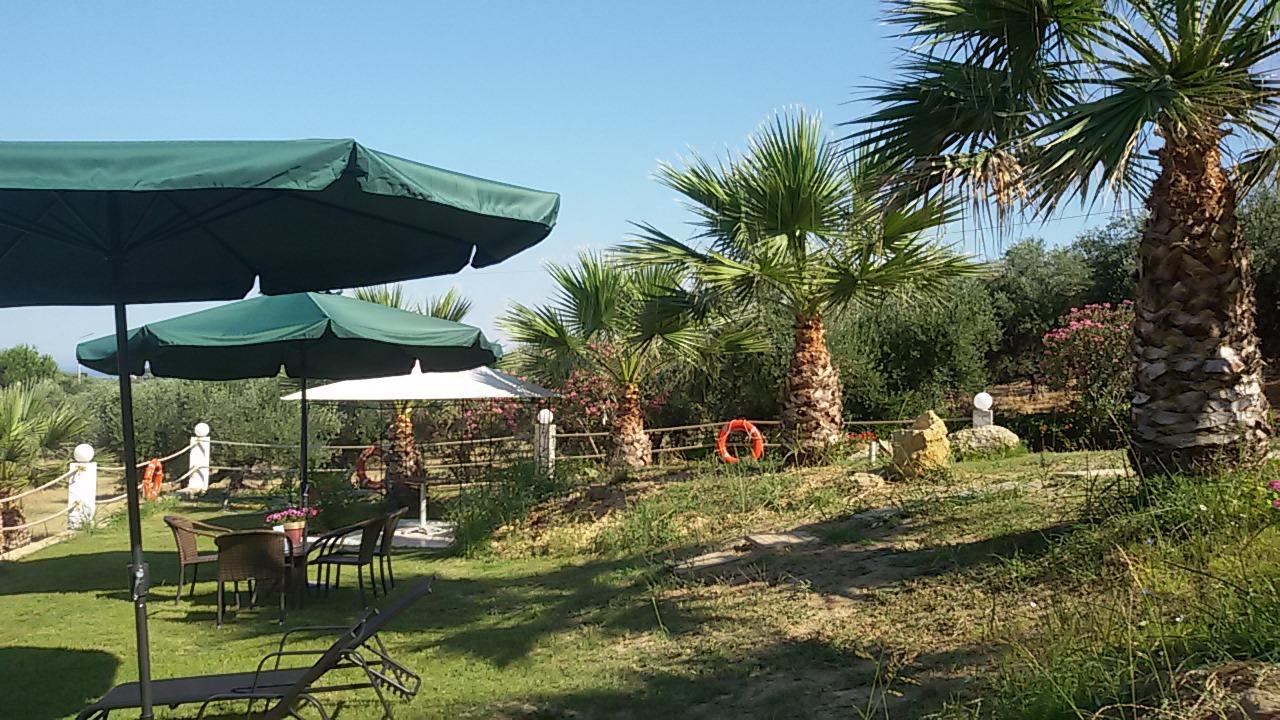 Ionion Star Hotel Tholon Dış mekan fotoğraf